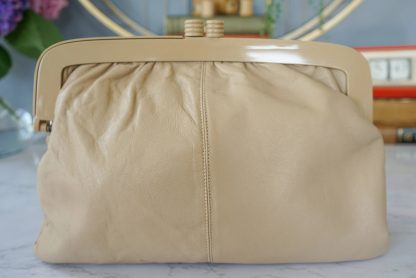 Vintage beige leather lock clutch - Image 3