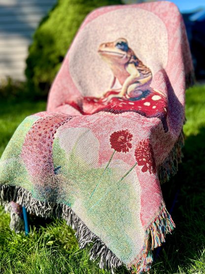 Natural style frog mushroom jacquard blanket - Image 3