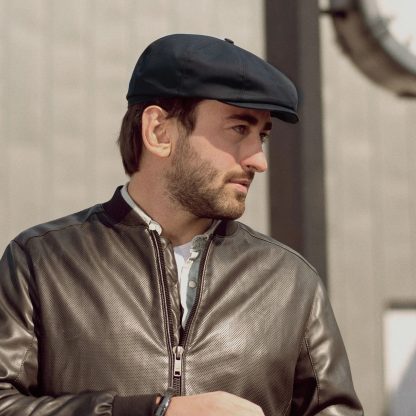 Simple classic black retro newsboy cap - Image 8