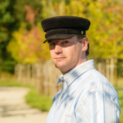 Black corduroy vintage beret - Image 8