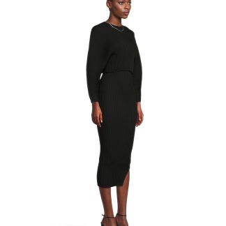 Black knitted skirt suit