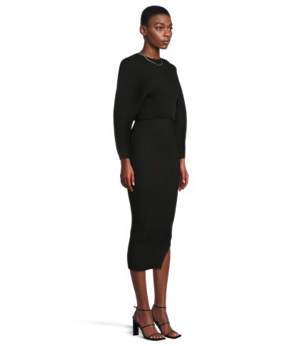 Black knitted skirt suit