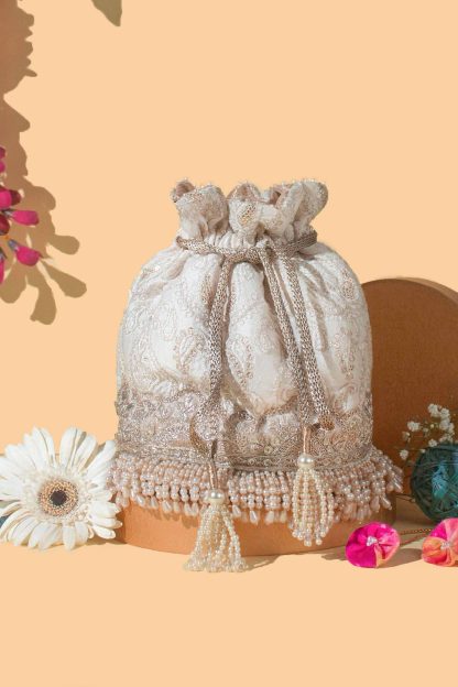 French lace pearl tassel drawstring bag