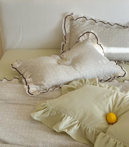 Pastoral floral ruffled four-piece bedding set - Image 5