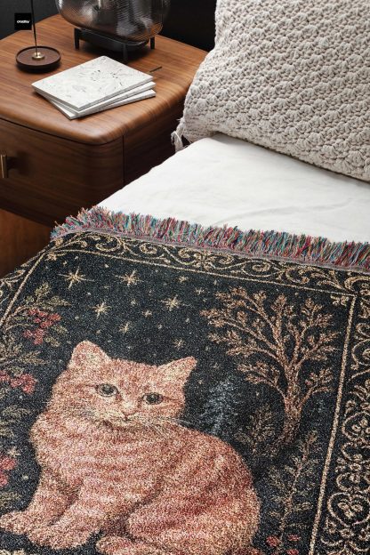 Retro fantasy orange cat jacquard blanket