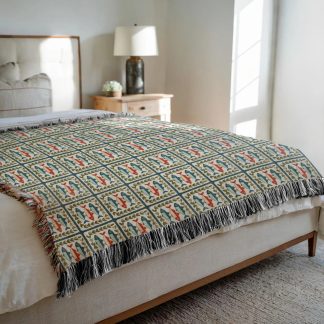 Retro fishing style colorful fish jacquard blanket