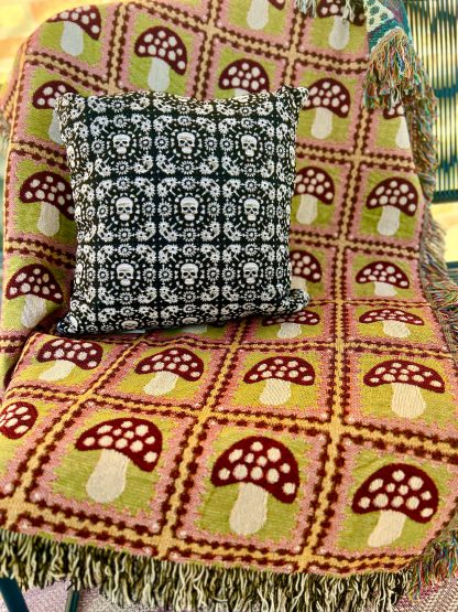 Retro forest mushroom jacquard blanket - Image 4