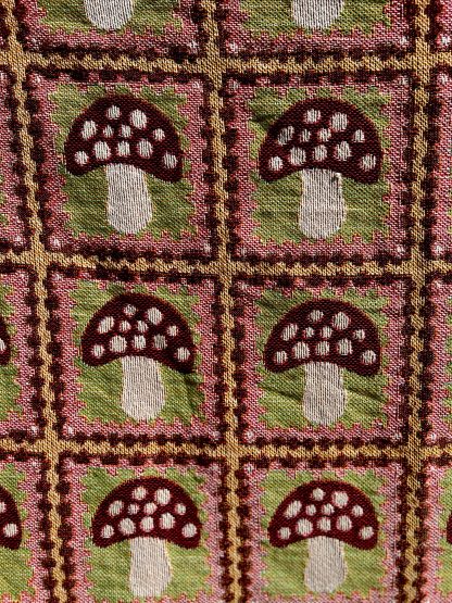 Retro forest mushroom jacquard blanket - Image 3