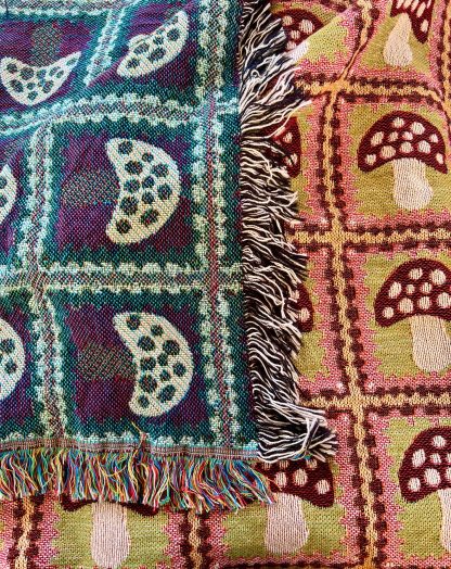 Retro forest mushroom jacquard blanket - Image 2