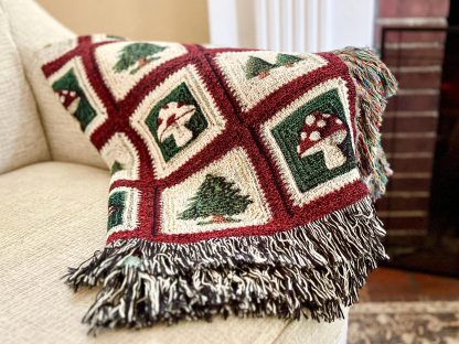 Retro forest mushroom pine jacquard blanket - Image 3