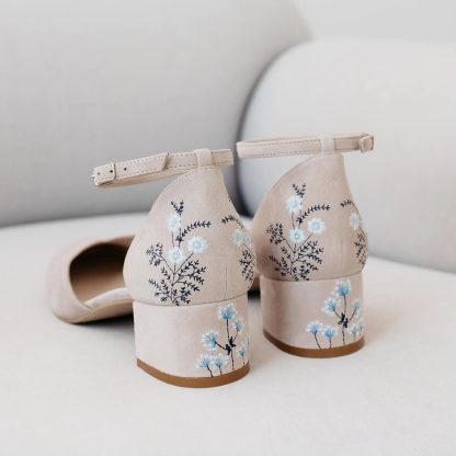Spring Mist Embroidered Chunky Heel Sandals - Image 6