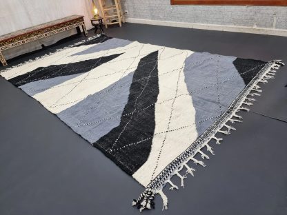 Handmade blue-gray geometric tassel carpet