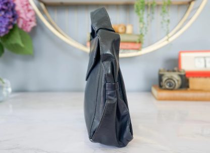 Vintage black leather envelope handbag - Image 3