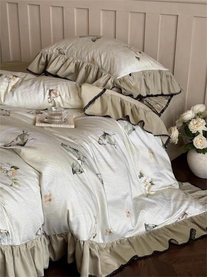 Vintage butterfly floral satin four-piece bedding set - Image 10