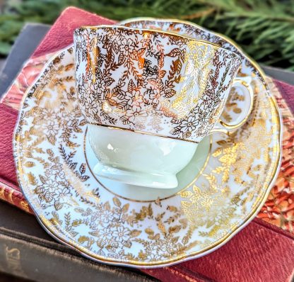 Retro light luxury bone china cup and saucer set