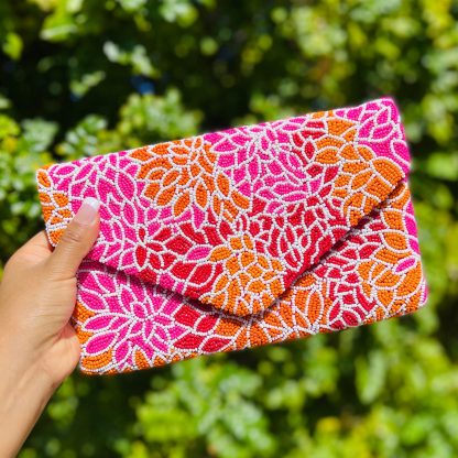 Vintage Flower Banquet Hand-Beaded Clutch - Image 7