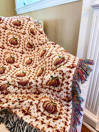 Vintage Pumpkin Pattern Fringed Blanket - Image 3