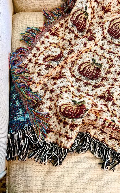 Vintage Pumpkin Pattern Fringed Blanket - Image 2
