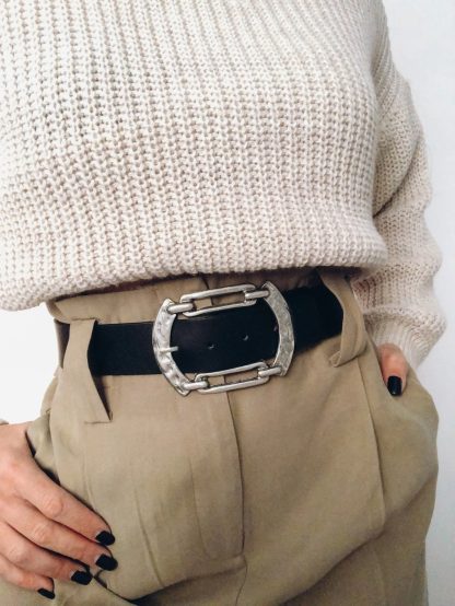 Vintage distressed black belt with large buckle - Image 4