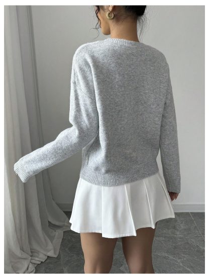 Floral embroidered loose crew neck sweater - Image 4