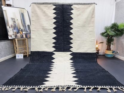Handmade geometric sawtooth rug - Image 10