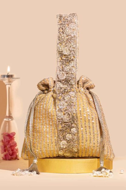 Luxurious golden brown embroidered handbag - Image 5