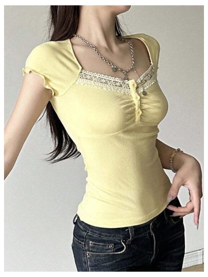 Square neck lace small flying sleeve slim T-shirt