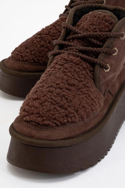 Retro brown plush platform ankle boots - Image 4