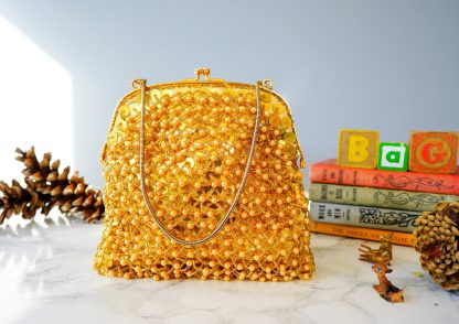 Luxurious gold hand-beaded lock bag - Image 6