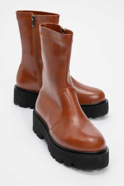 Retro brown platform ankle boots - Image 4
