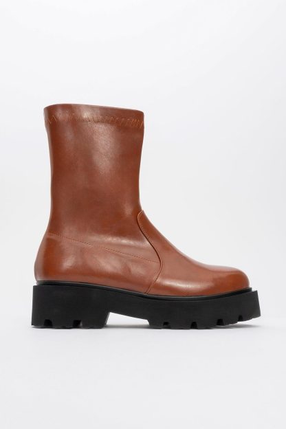 Retro brown platform ankle boots - Image 2