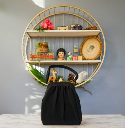 Vintage diamond lock pleated handbag - Image 4