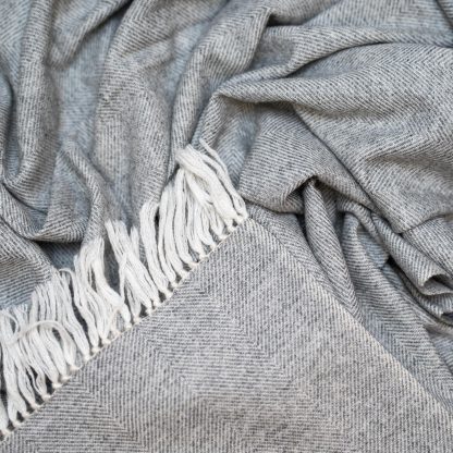 Light grey contrast white tassel blend throw blanket - Image 7