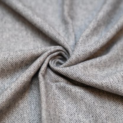 Light grey contrast white tassel blend throw blanket - Image 4
