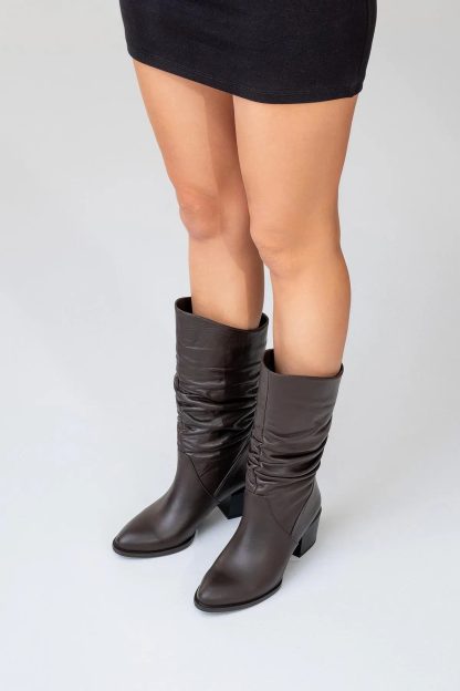 Autumn and winter retro pleated mid-heel boots