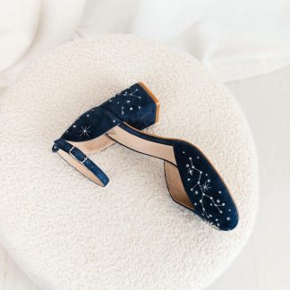 Galaxy Wandering Embroidered Chunky Heel Sandals