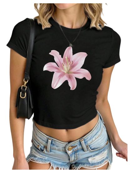 Sweet and Cool Lily Print Slim-Fit Cropped T-Shirt