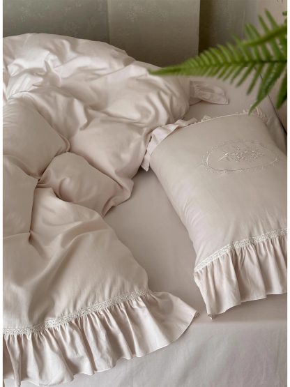 Gentle light pink ruffle embroidery four-piece set - Image 10