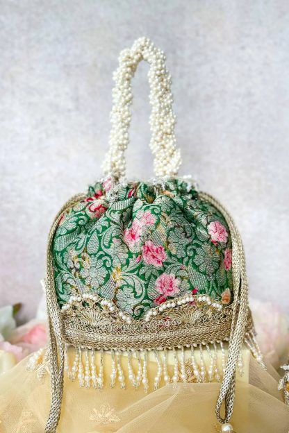 Luxurious vintage pearl embroidered handbag