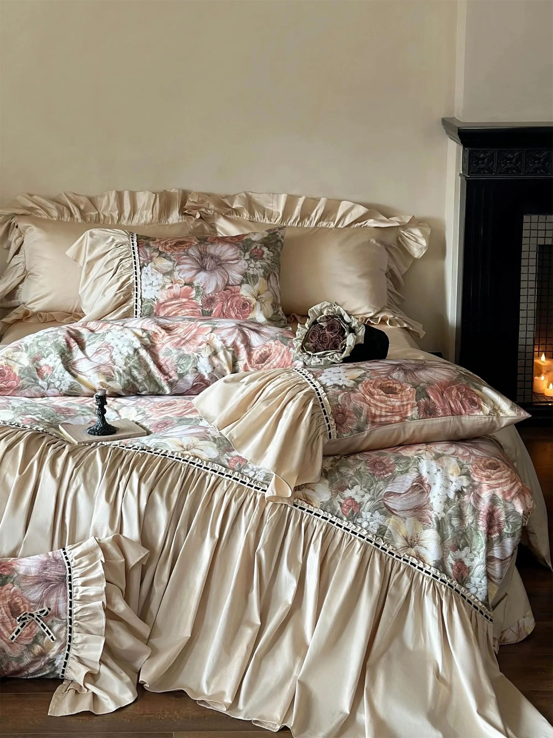 French retro floral satin four-piece bedding set - Image 8