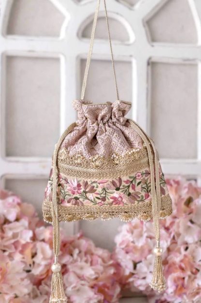 Pastoral lace floral drawstring bag - Image 7