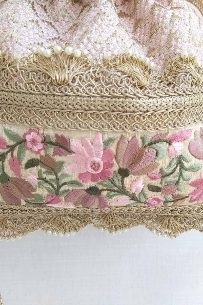 Pastoral lace floral drawstring bag - Image 2
