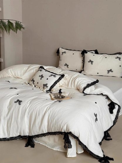 Retro bow contrast lace four-piece bedding set - Image 6