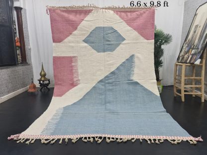 Handmade geometric contrasting tassel rug - Image 10