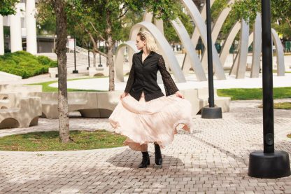 Light pink multi-layered pleated high-waisted maxi skirt - Image 7