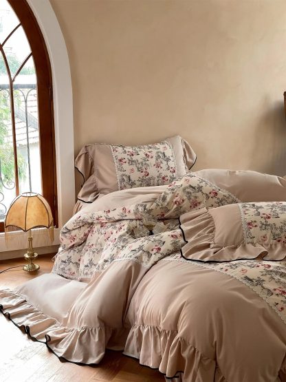 French retro manor floral bedding four-piece set - Image 8