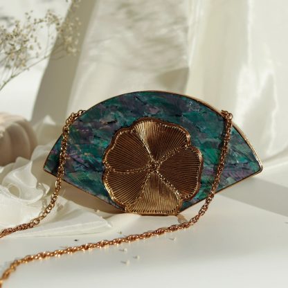 Vintage Scalloped Abalone Evening Bag - Image 5