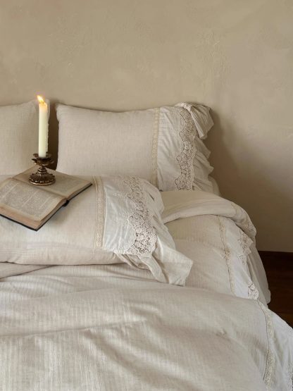 French retro lace pleated bedding four-piece set - Image 6