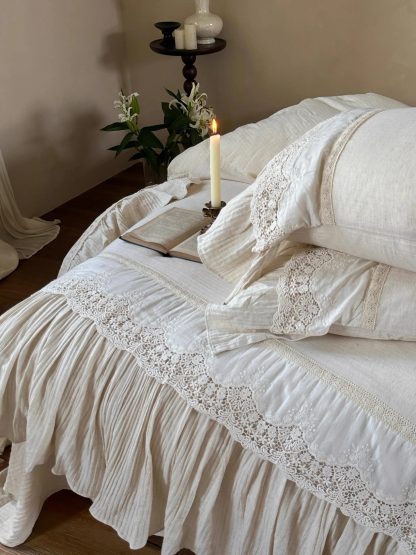 French retro lace pleated bedding four-piece set - Image 5