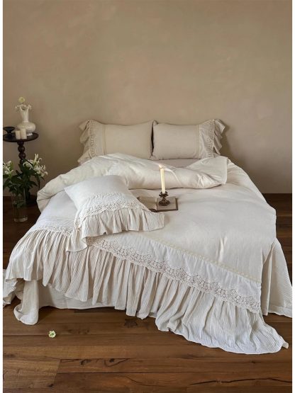 French retro lace pleated bedding four-piece set